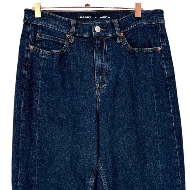 Old Navy Women's High Waisted Barrel Leg Ankle Jeans Dark Wash Denim Size 12 - Image 6