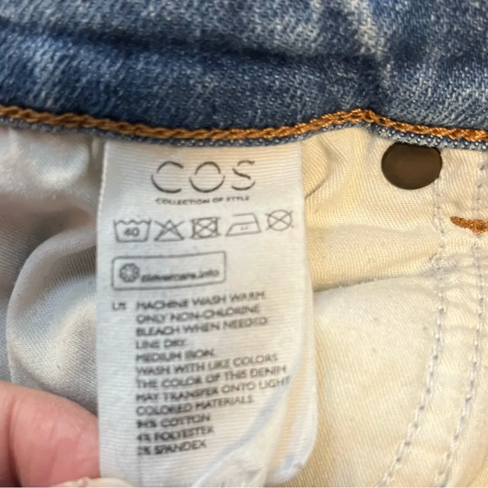 COS Skinny Jeans Light Wash Mid-Rise Denim Sz 28(?) GUC *See Measurements* - Image 10