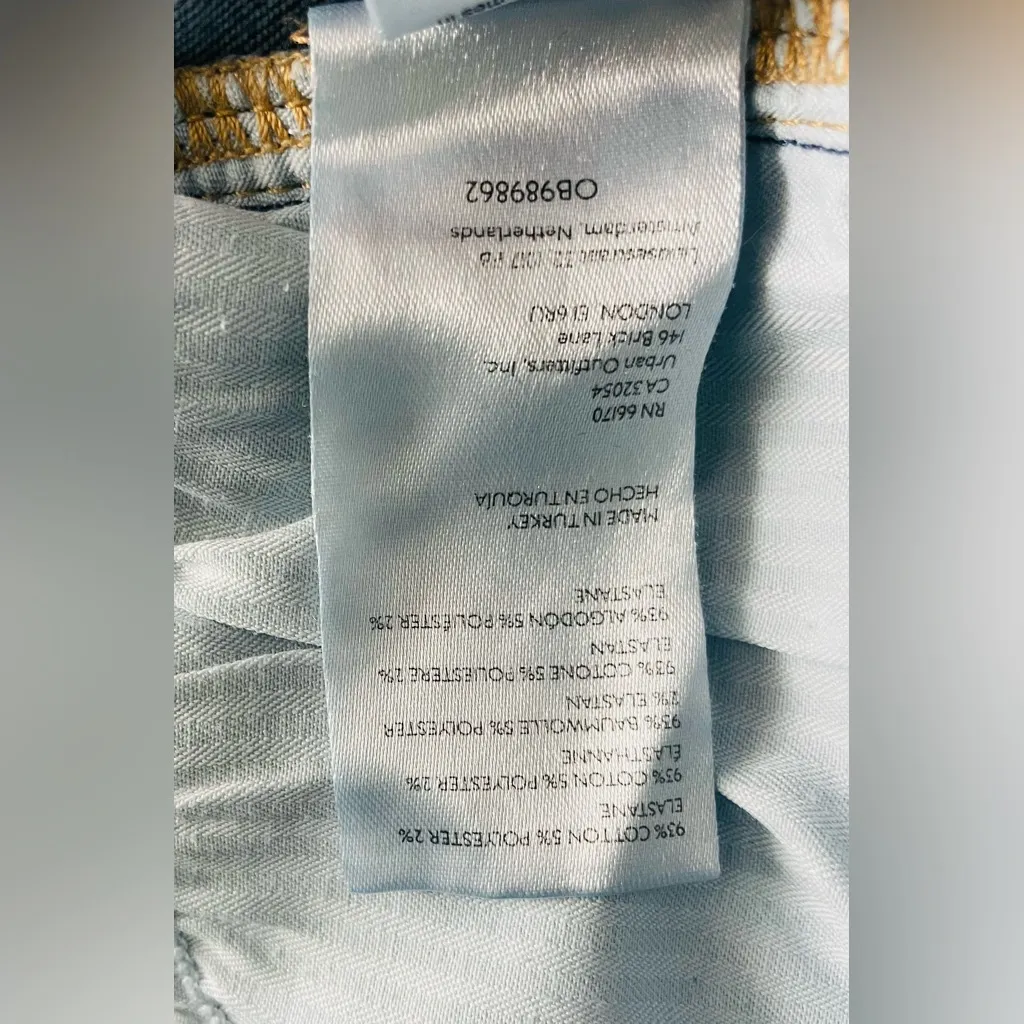 We The Free Shayla Bootcut Jeans Light Blue Wash Double Button Raw Hem - Image 6