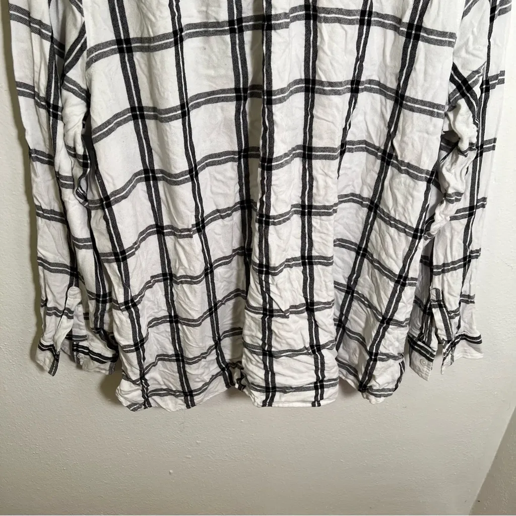Old Navy Classic Button Down Shirt White Black Window Pane Plaid XXL - Image 8
