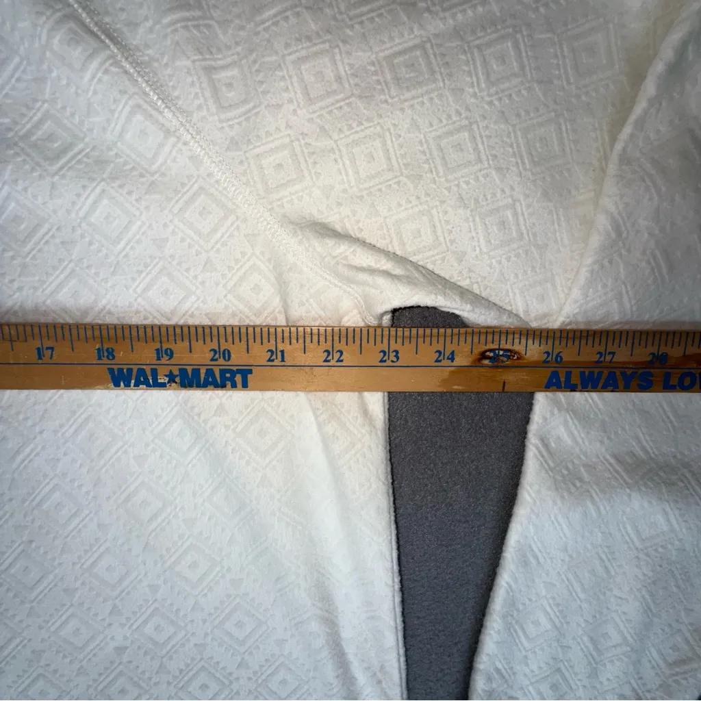 Eddie Bauer women’s‎ Off-White Diamond Pattern Quarter-Zip Pullover size XL - Image 7