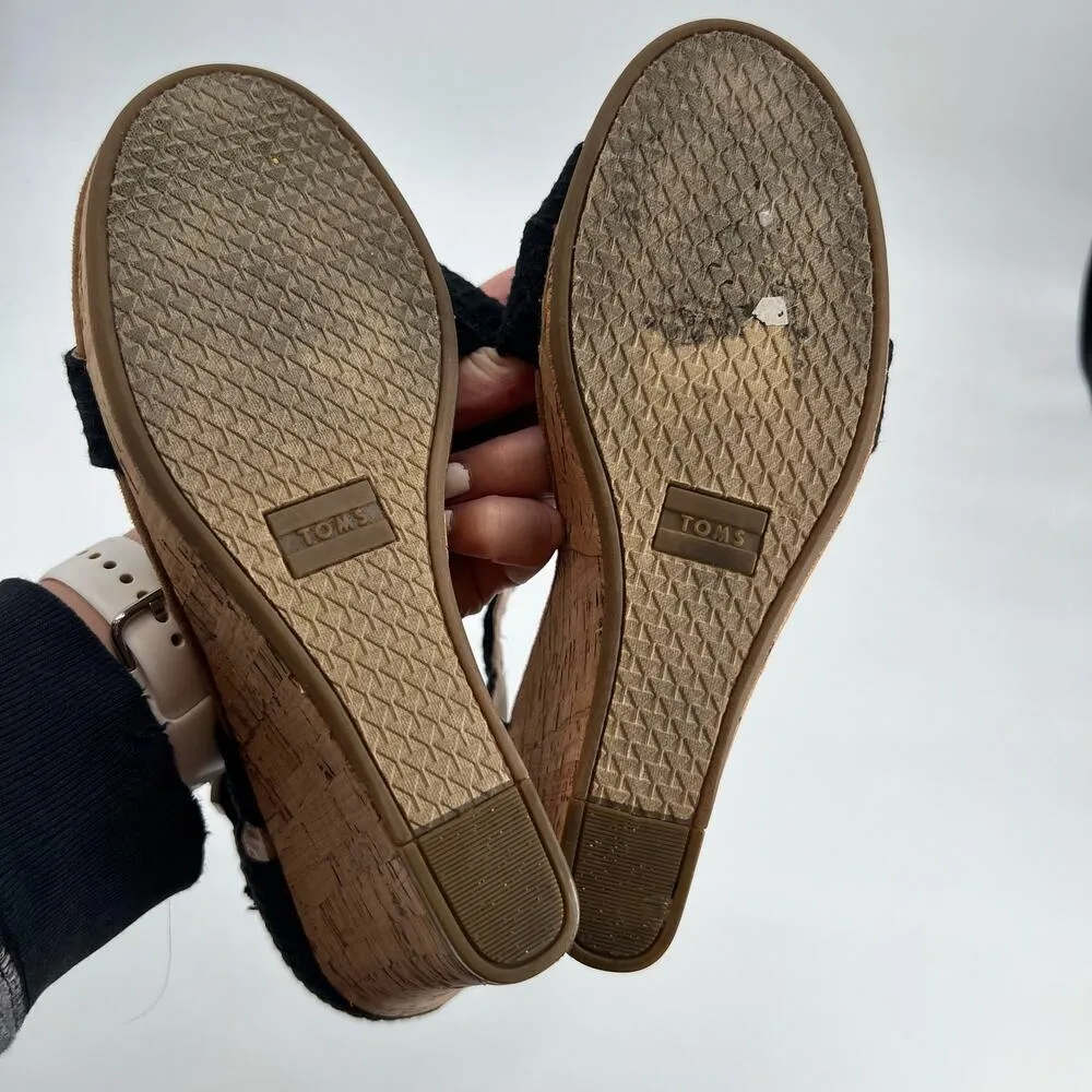 Tom’s Sienna Women's size 9 Criss Cross Espadrille Wedge buckle Sandals canvas - Image 3