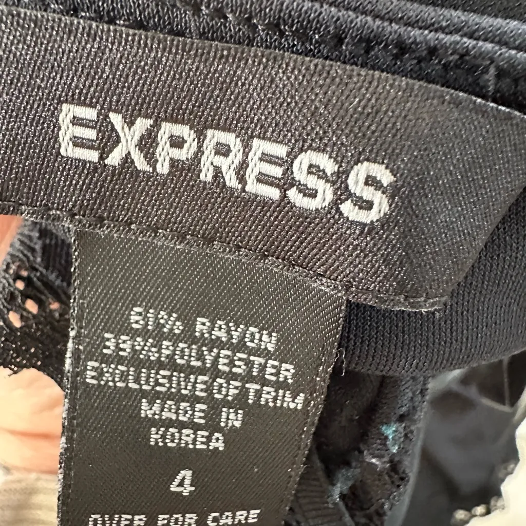 Express Black Lace Detail Chemise - Image 4