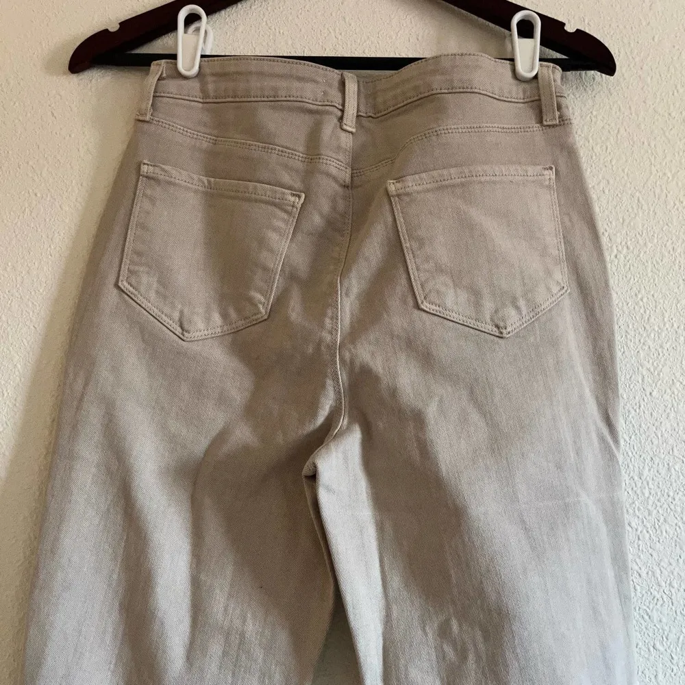 L'AGENCE High Line High-Rise Skinny Jeans Biscuit Destruct Cropped Size 27 - Image 10