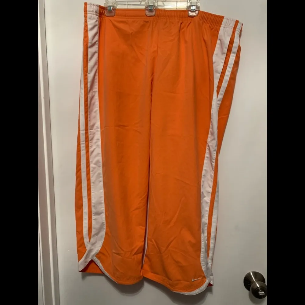 Nike Vintage Plus Size Track Pants - Image 3