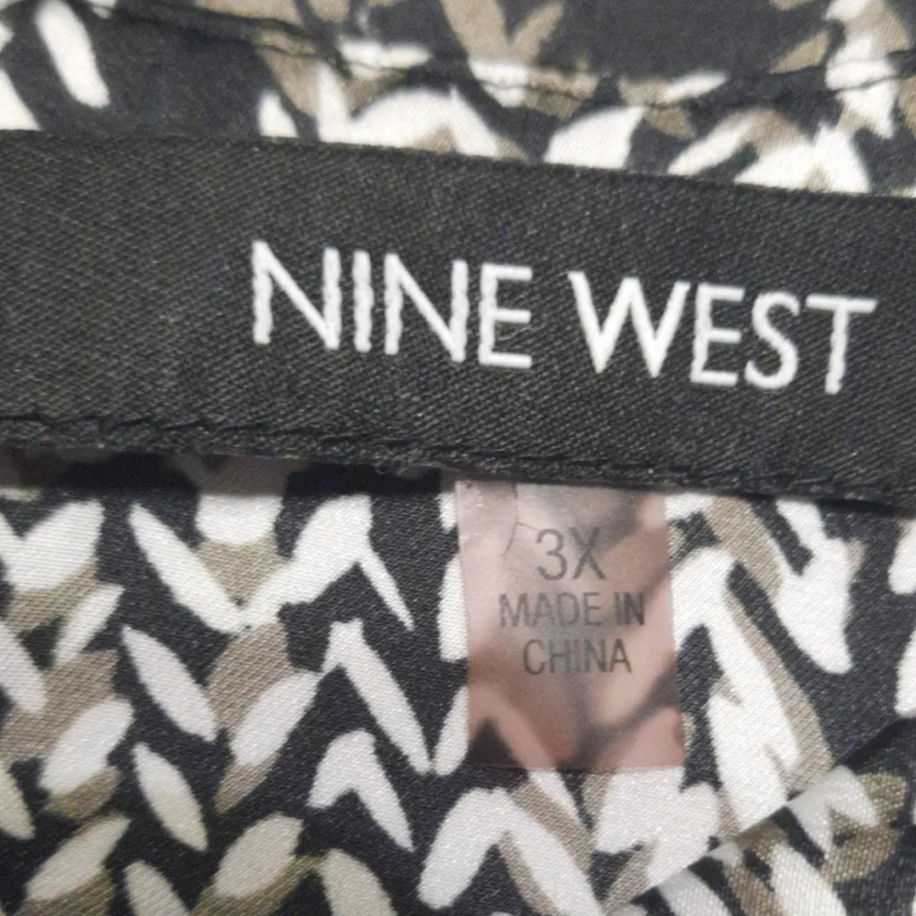 Nine West Sleeveless Blouse Size 3X - Image 3