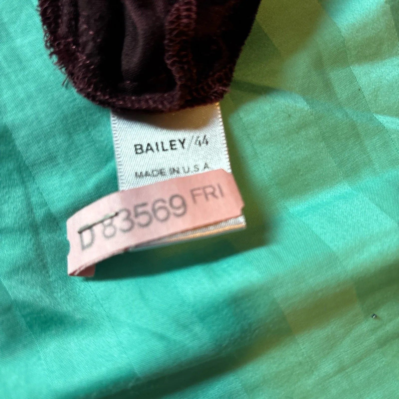 Bailey 44 Port Wine Velvet Truth Serum Choker Goth Neck Top Blouse V Neck Sz xs - Image 16