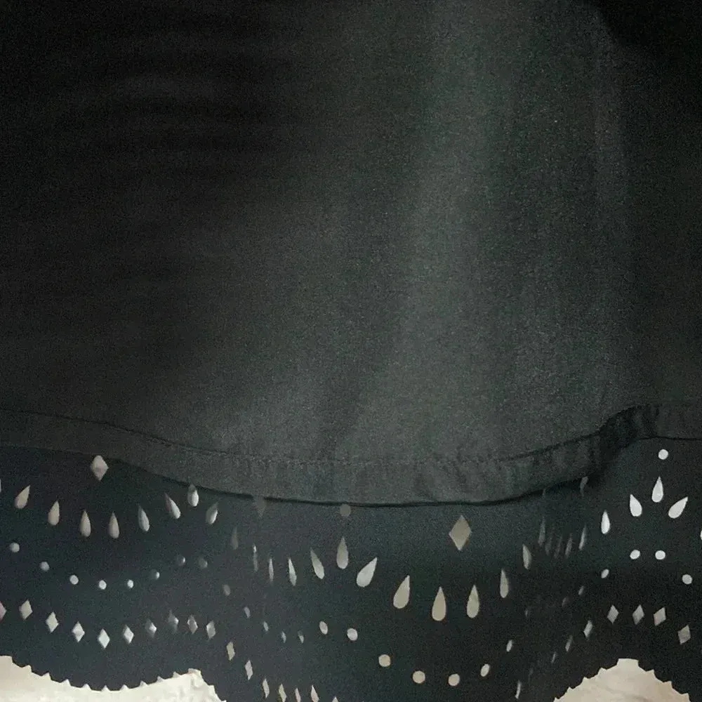 Imperfect NWT black skirt unique hemline fun pattern classic black skirt size 2 - Image 7