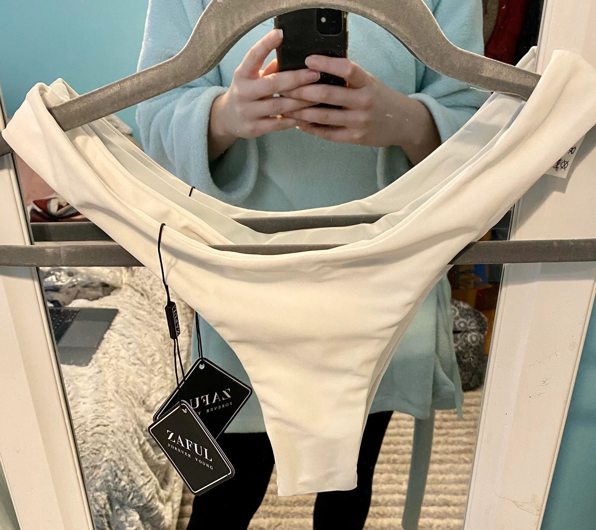 Zaful Cheeky Bikini Bottom - Image 2