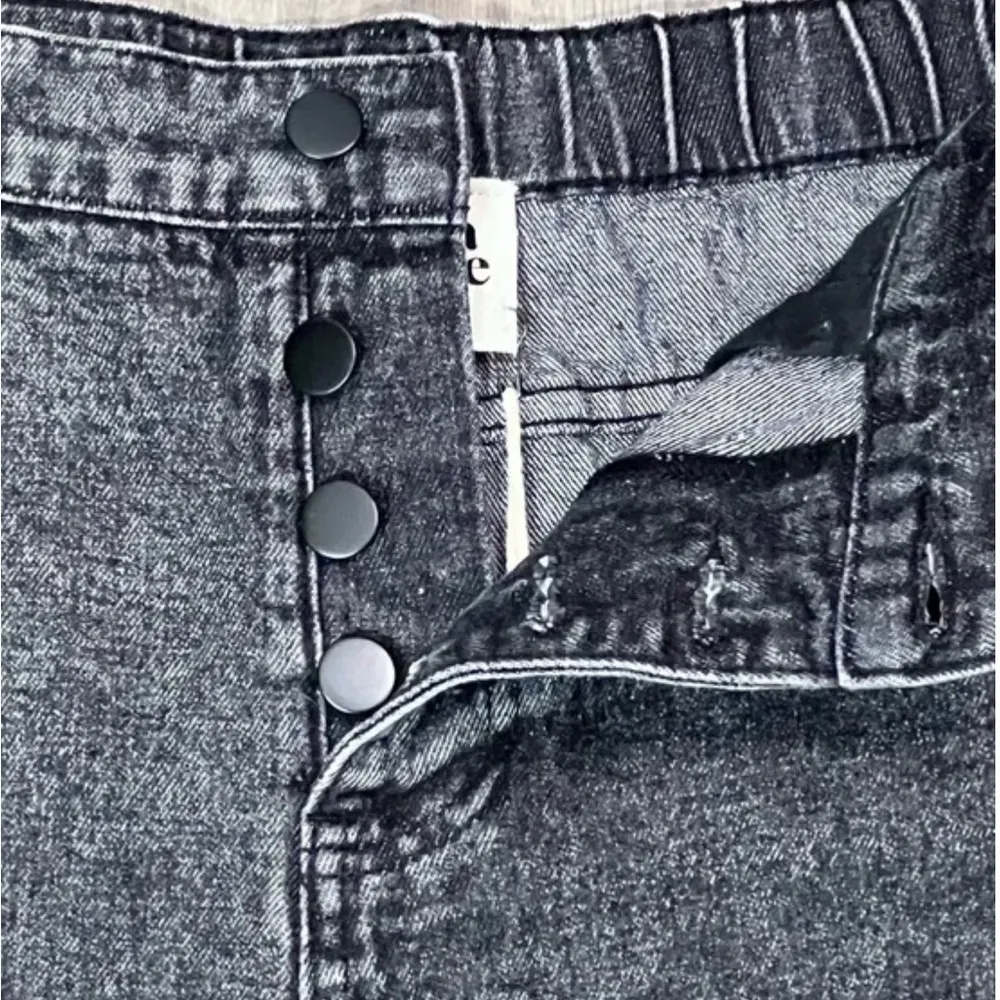 NWT Savanna Jane Rhinestone Black Denim Shorts High Waist Small Frayed Festival - Image 8