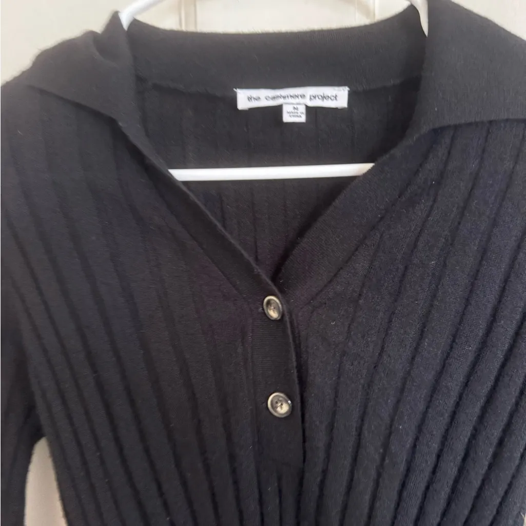 The Cashmere Project black collared ribbed Henley sweater size medium - Image 2