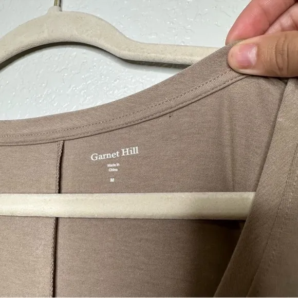 Garnett Hill Women's Thnic Top Silk Trim Beige Tan‎ Long Sleeve Blouse size M - Image 7