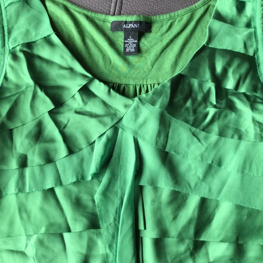ALFANI Green Tank Top Size Large - Image 6