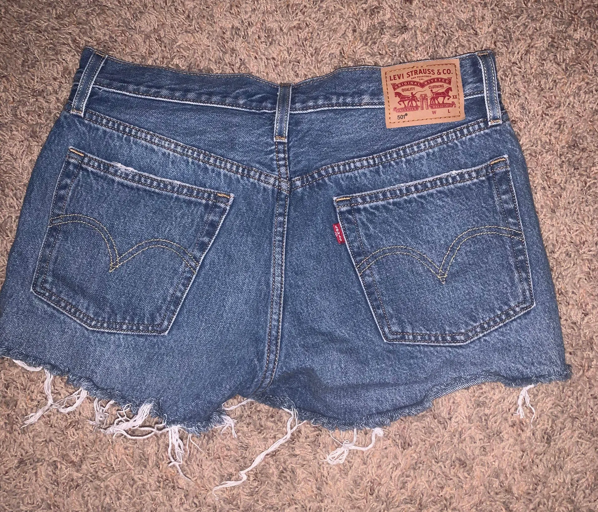 Levi’s Shorts - Image 2