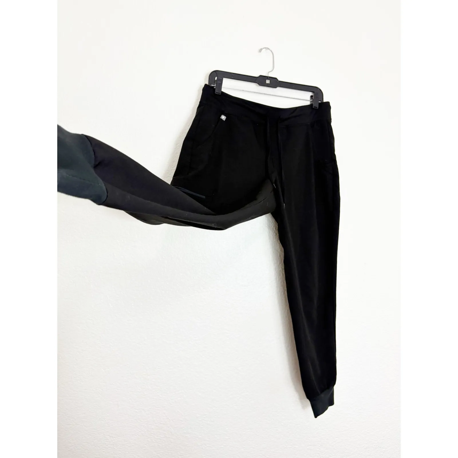 Figs Zamora Jogger Scrub Pants Size MP Black Nurse Doctor - Image 11