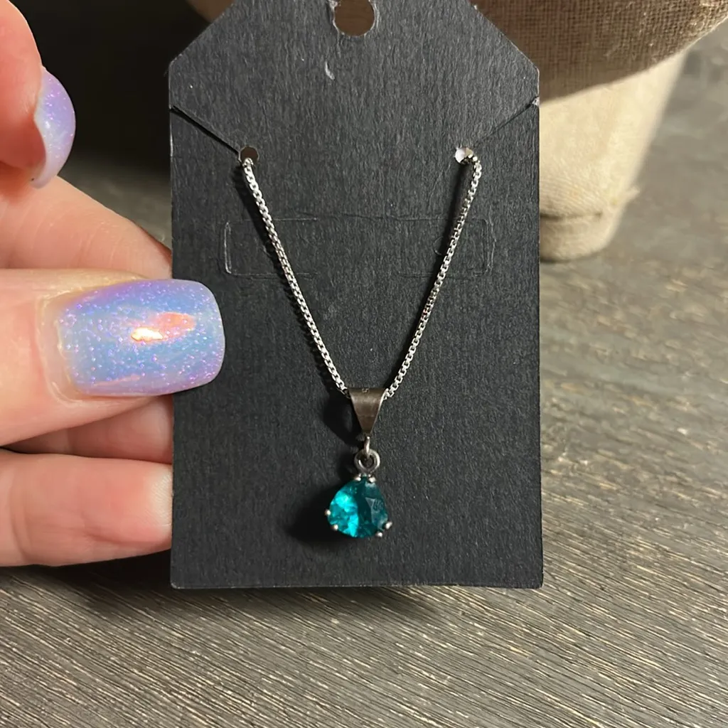 Elegant Silver Necklace with Peacock Quartz Heart Pendant on 925 silver chain - Image 2