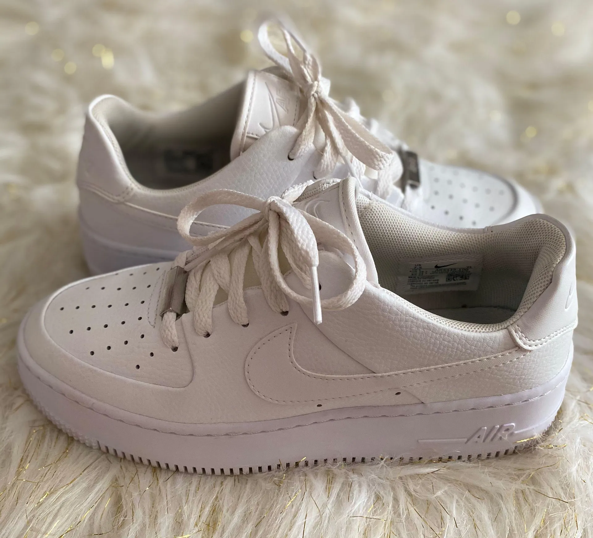 Nike  Air Force 1 Sage Low - Image 2