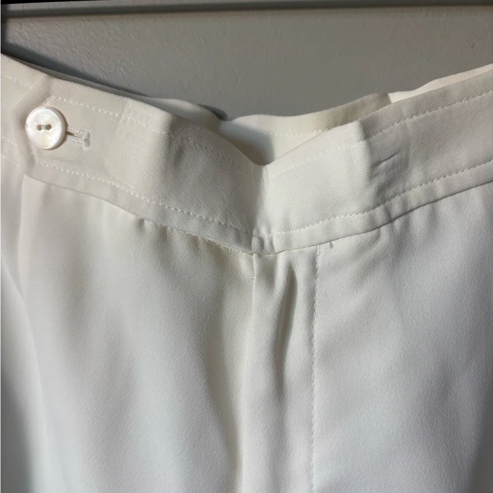 Dana Buchman white wide leg dress pants in size 10. - Image 3