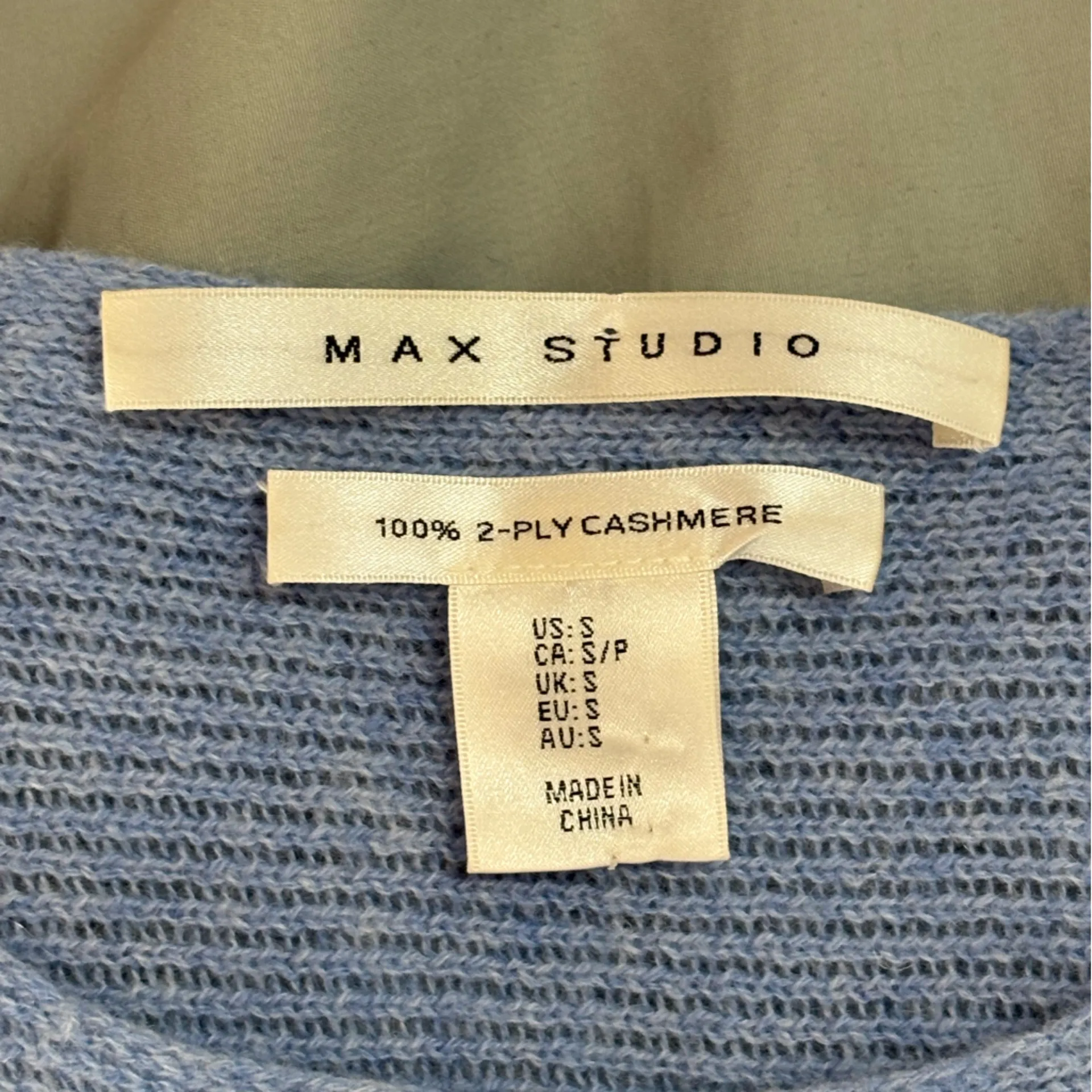 Max Studio Soft Blue 100 Percent‎ Cashmere Sweater Size Small EUC - Image 4