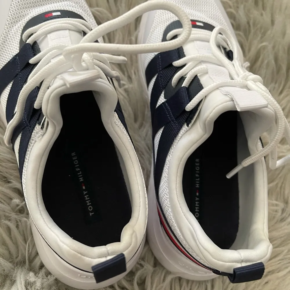 Tommy Hilfiger Shoes - Image 8