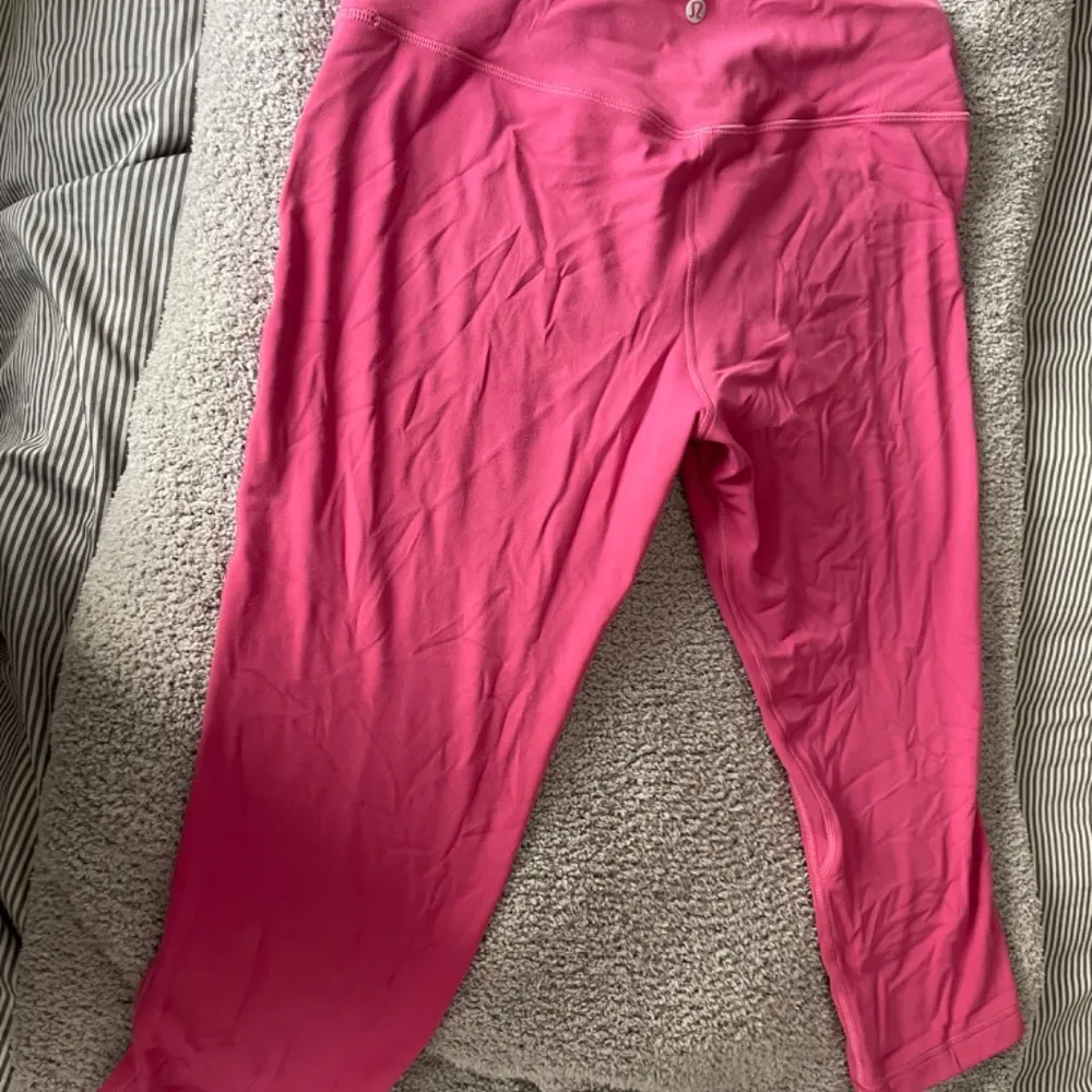 Lululemon Align Capri leggings pink - Image 4