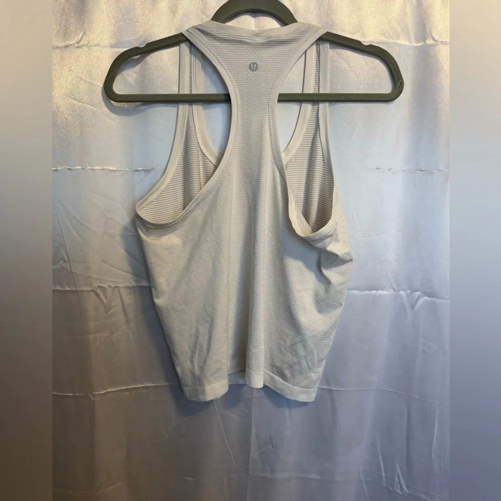 Lululemon swiftly tech Top Size 10 - Image 4