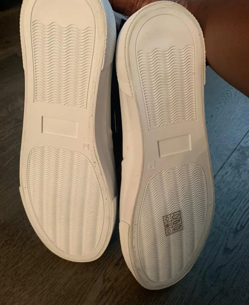 Black Slip On Sneakers Size 8 - Image 4