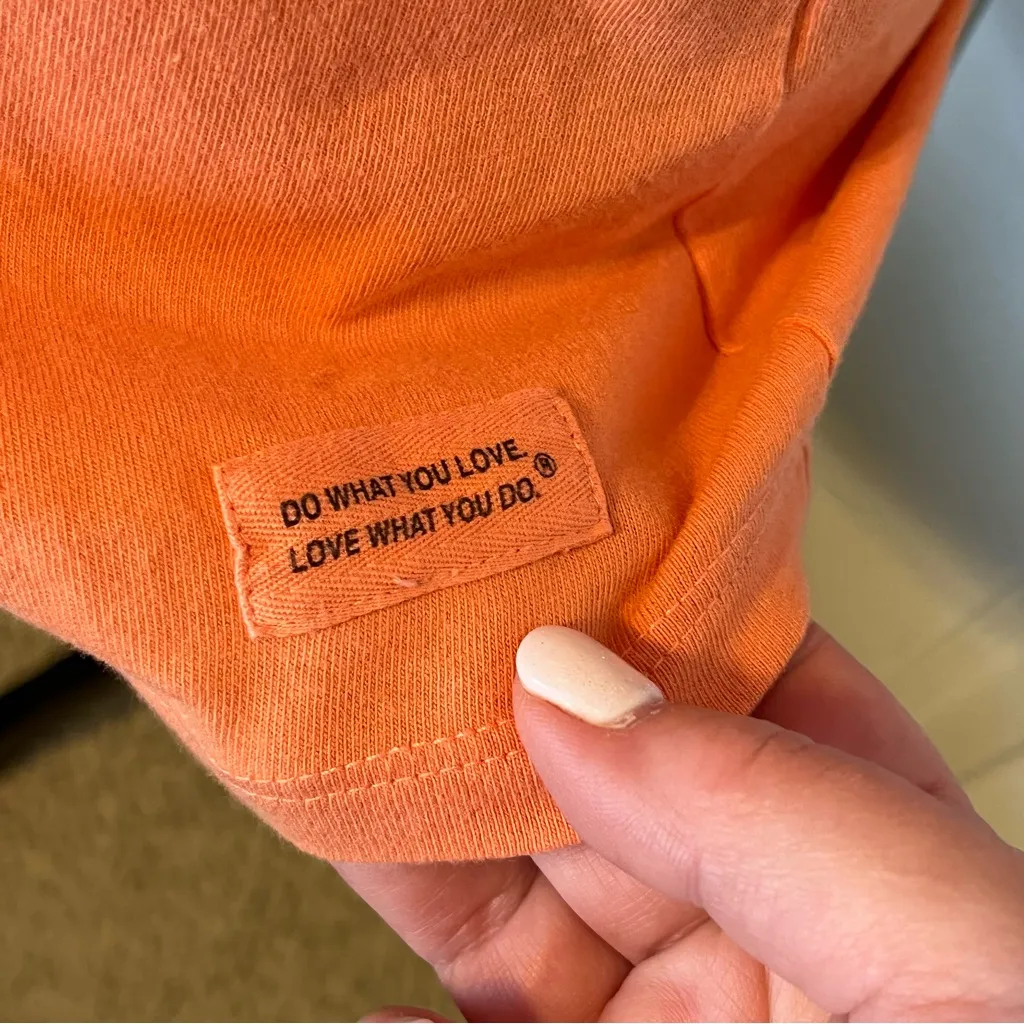 Life is Good Womens Size Small Peach Orange Crusher Tee Shirt Flamingo‎ Coastal - Image 6