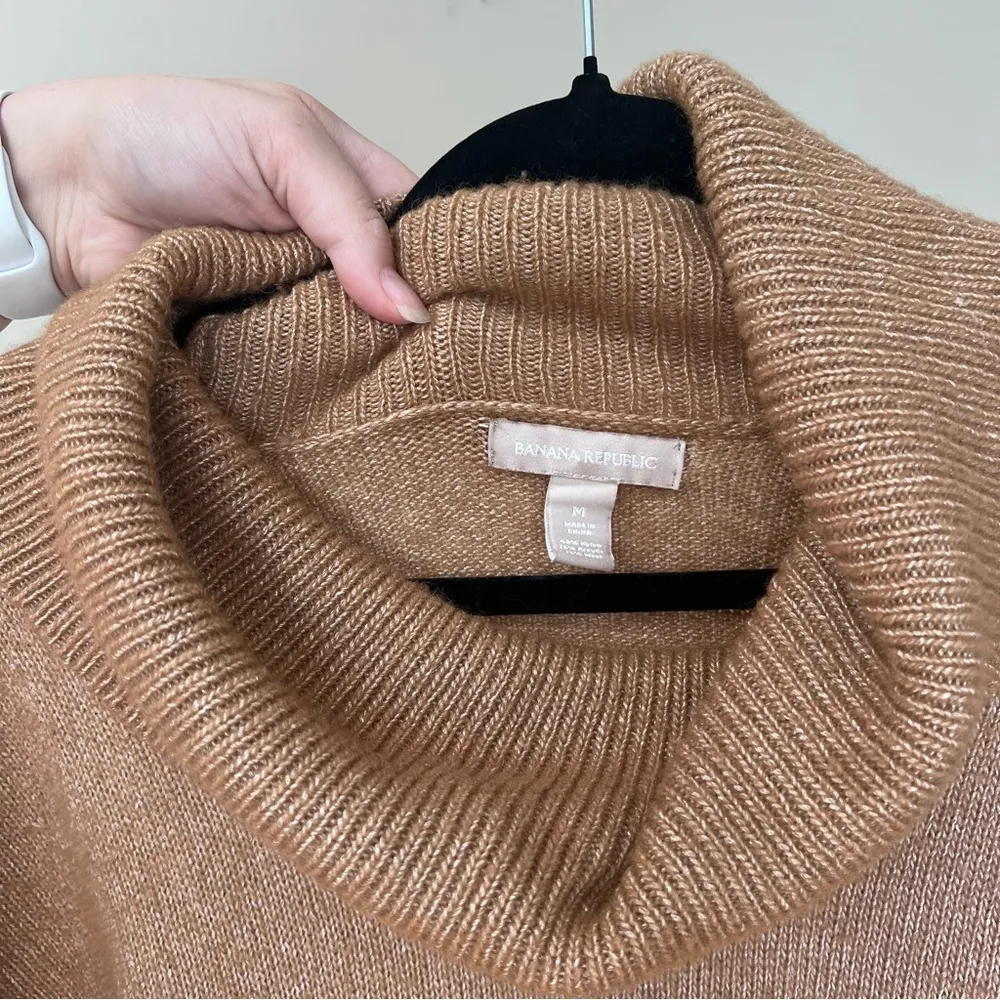 Banana Republic Brown Short Sleeve Knit Sweater - Image 3
