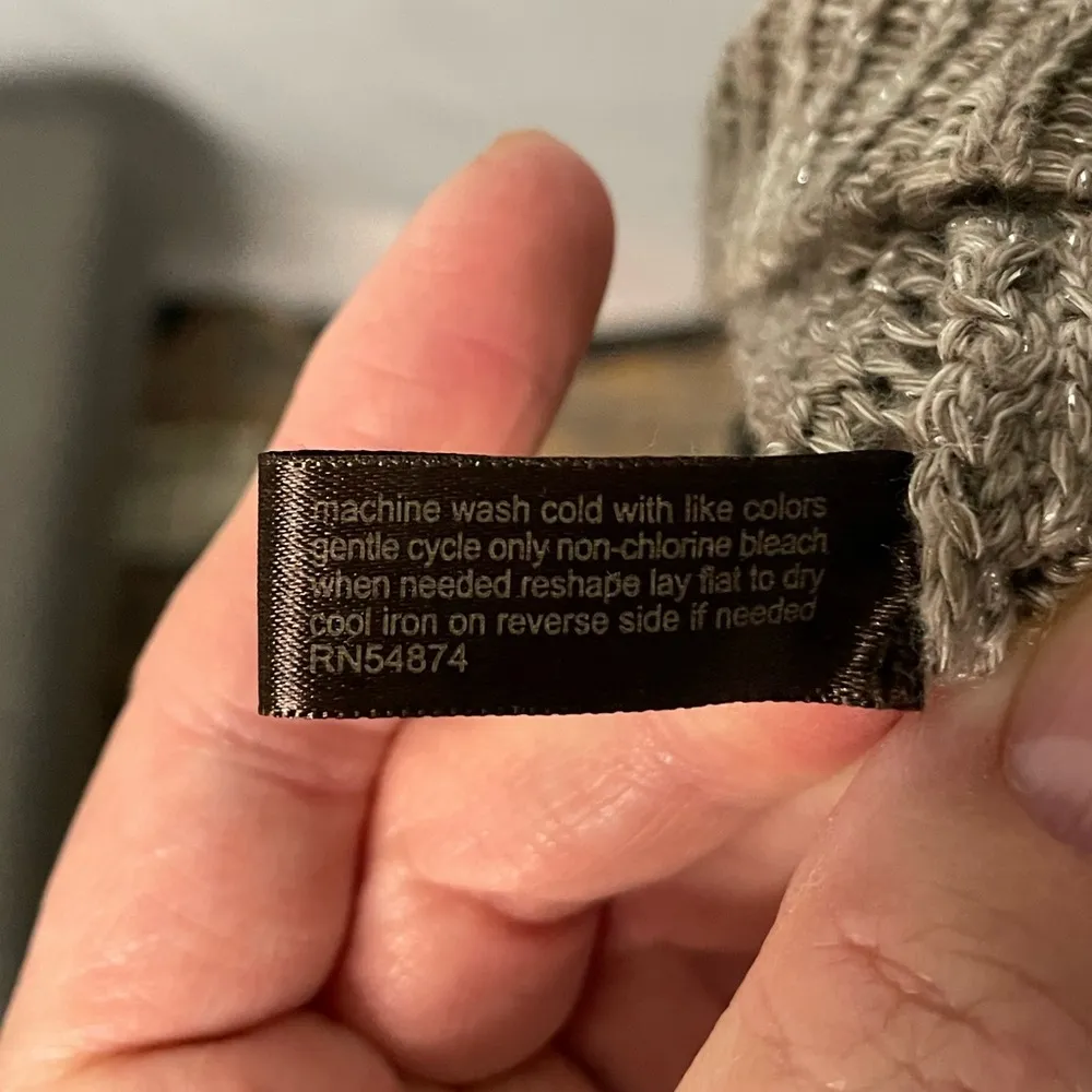 The Limited Tan with Silver Thread Short-Sleeve Pullover Sweater Size‎ SMALL - Image 7