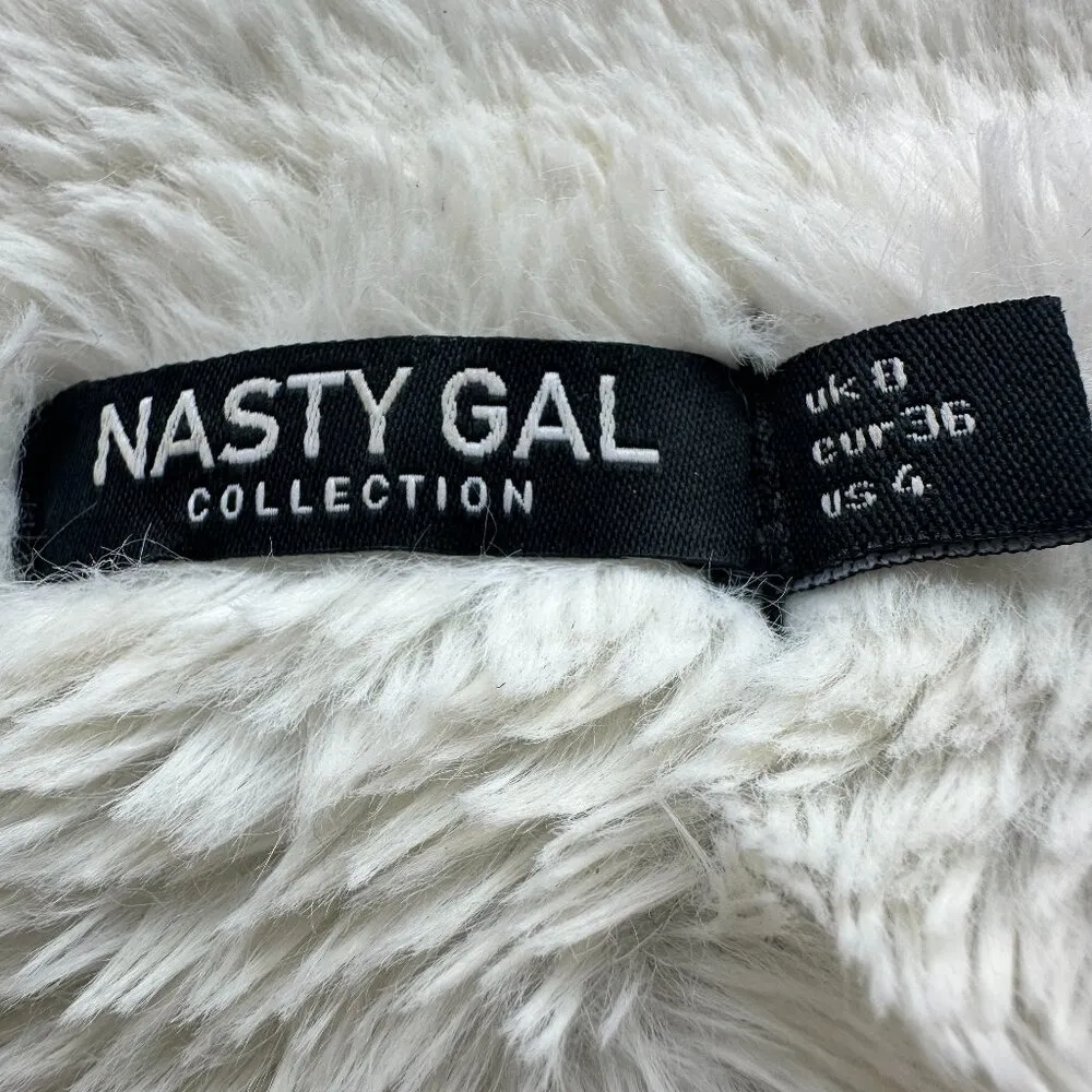 NASTY GAL Faux Leather & Faux Fur Cropped Jacket with Pockets Size 4 / Small - Image 9