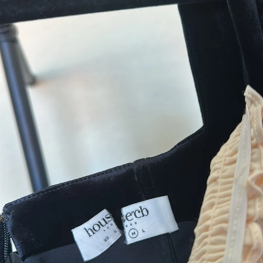 HOUSE OF CB size M  'Azaria' Black &‎ Vintage Cream Mini Dress NWOT - Image 7