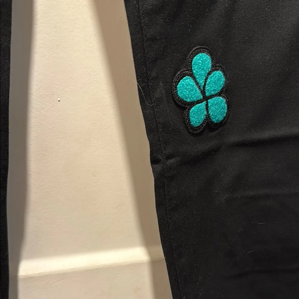 NWT RVCA Black Embroidered Pants size 25. RARE. Anthro Colab - Image 8