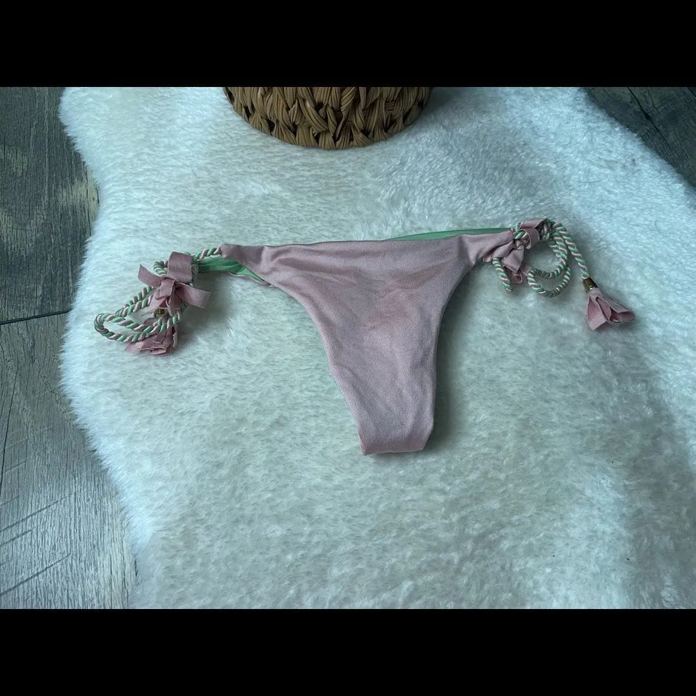 Australian Based Swimwear Fiorella Reversible Swim Bottom Size undefined - Image 5