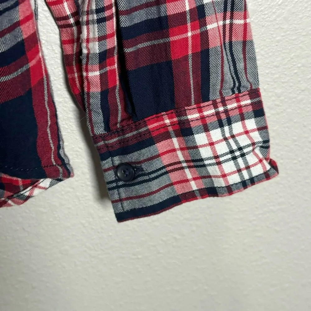 Faded Glory  Red Blue White Plaid Button Up Flannel Size Large - Image 5