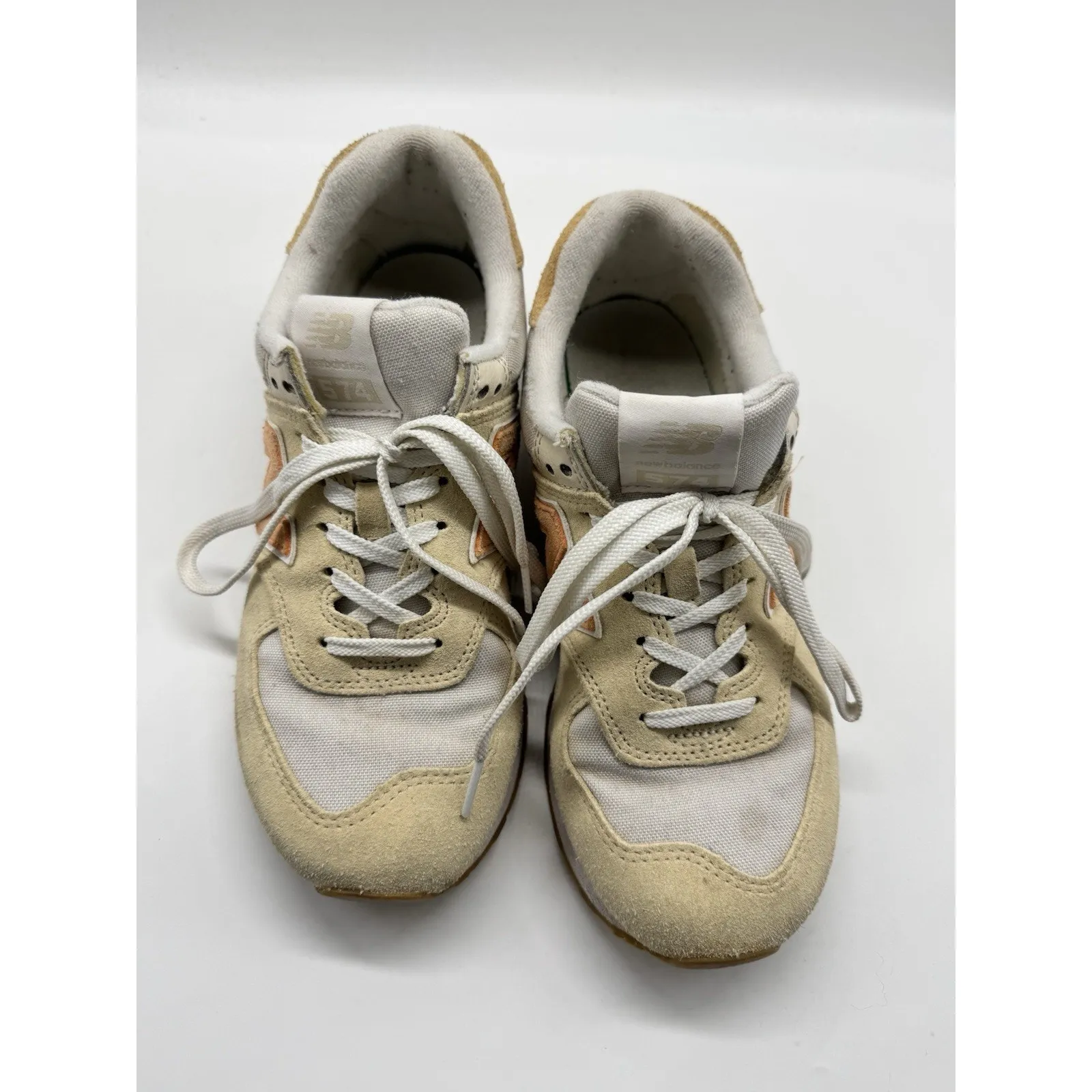 New Balance 574 Women’s Sneakers Beige Suede Athletic Shoes Size 8.5 - Image 3