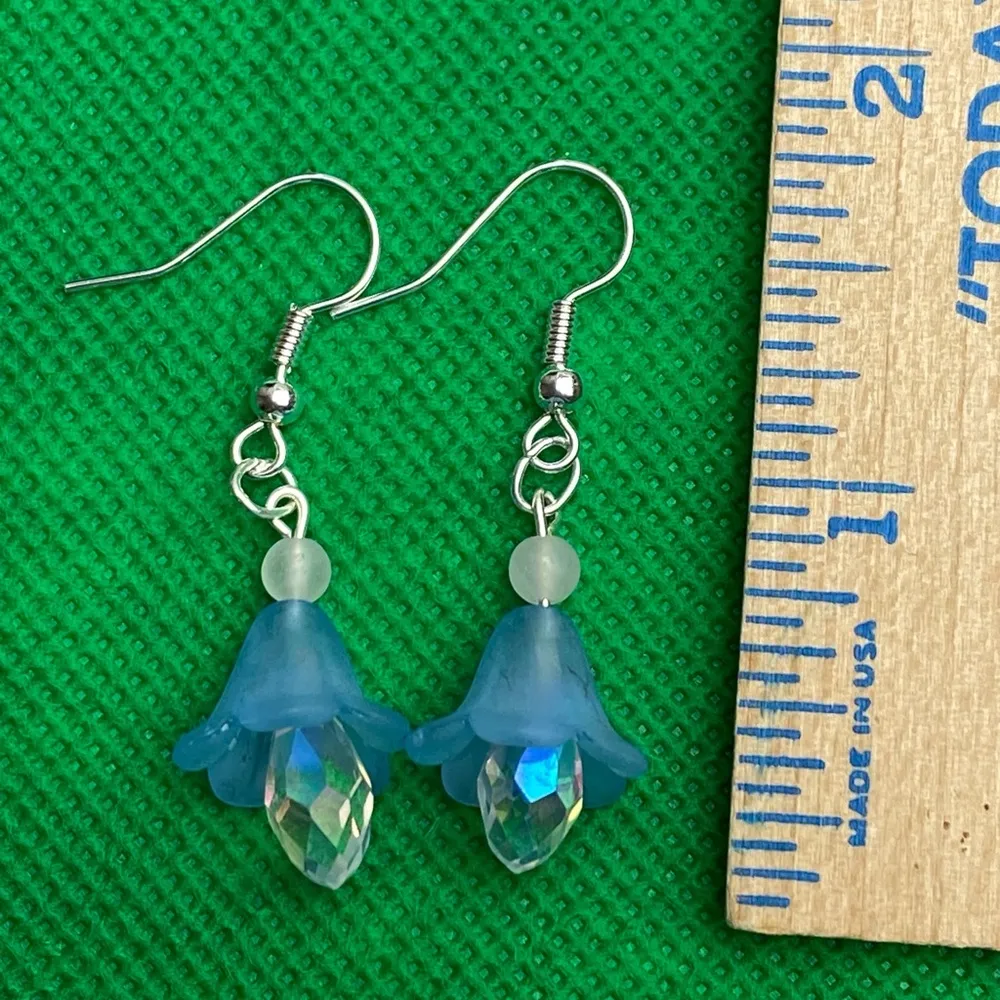 New Blue Trumpet Flower Dangle Pierced Earrings - Image 2