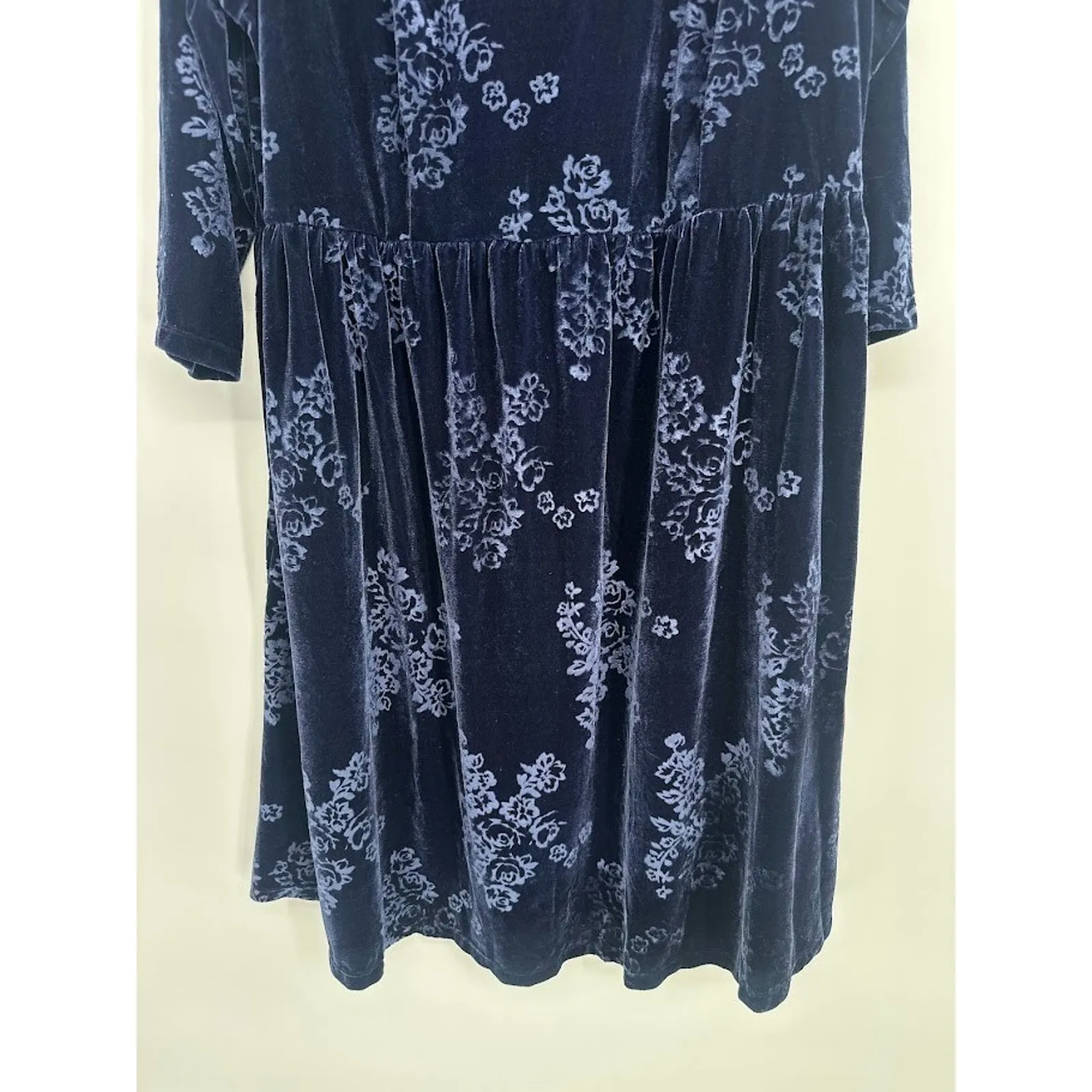 Woman Within Size 18W Blue Floral Velvet Velour Dress 3/4 Sleeve Stretch Pocket - Image 3