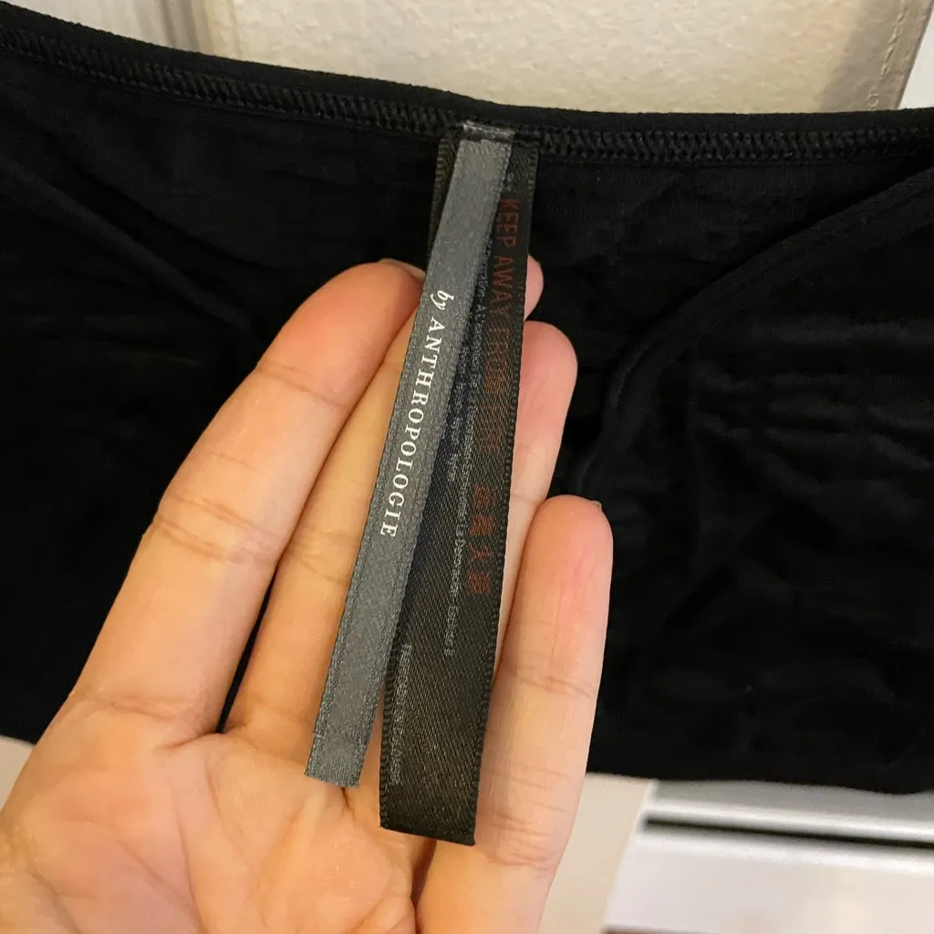 Anthropologie seamless lace up bralette Size S/M - Image 4