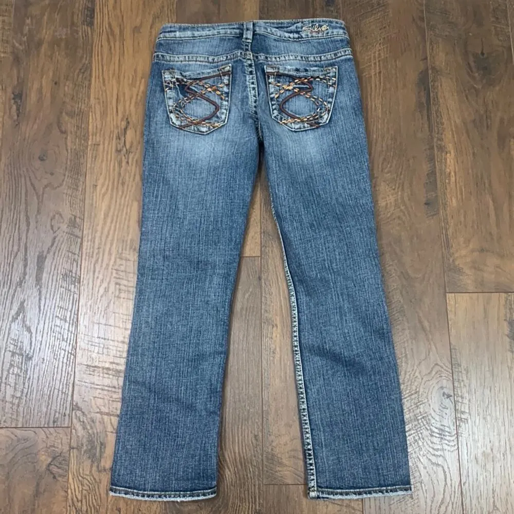 Silver Frances Embroidered Back Pockets Low Rise Capri Jeans - Image 5