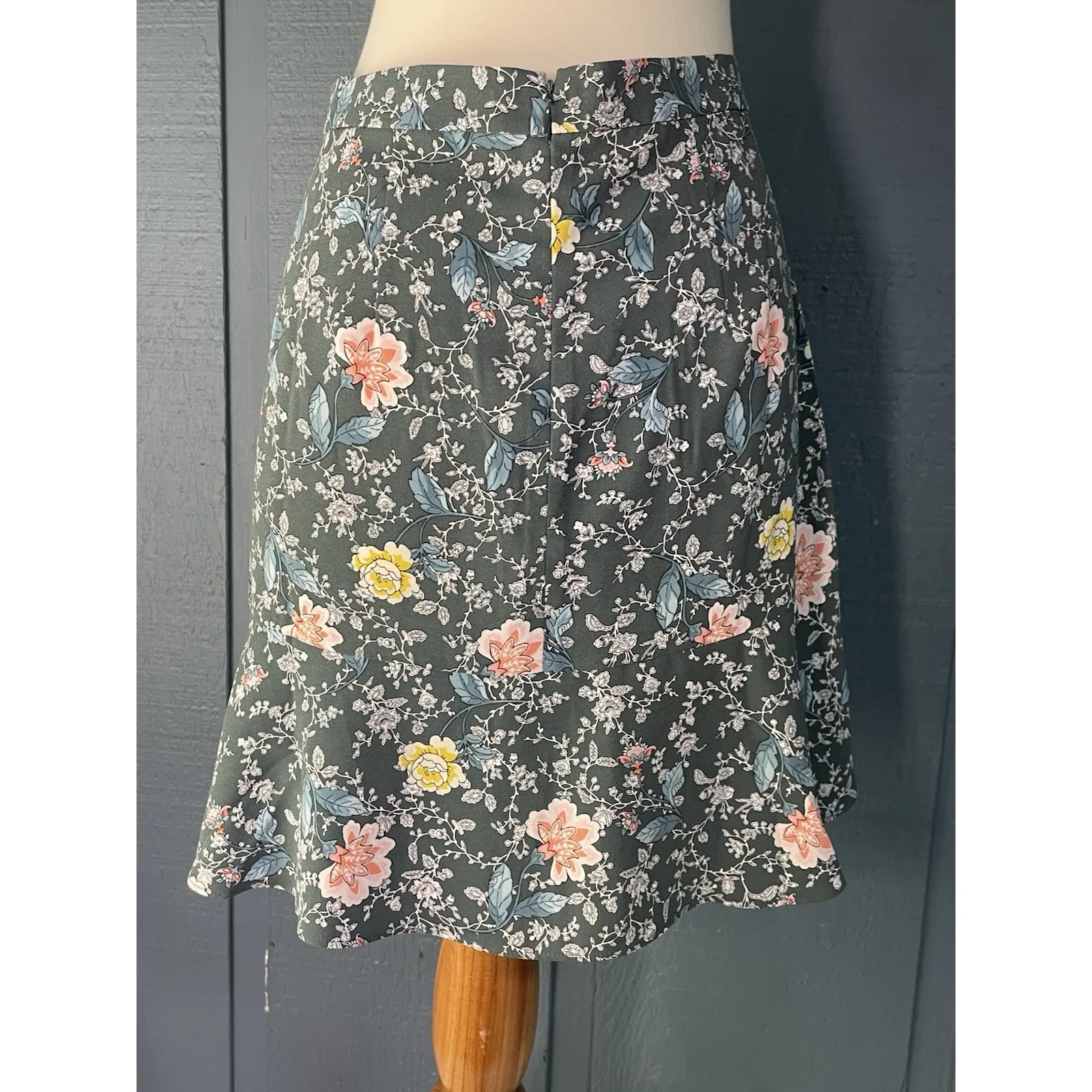 LOFT Womens Mix Floral Cord Skirt - Image 4
