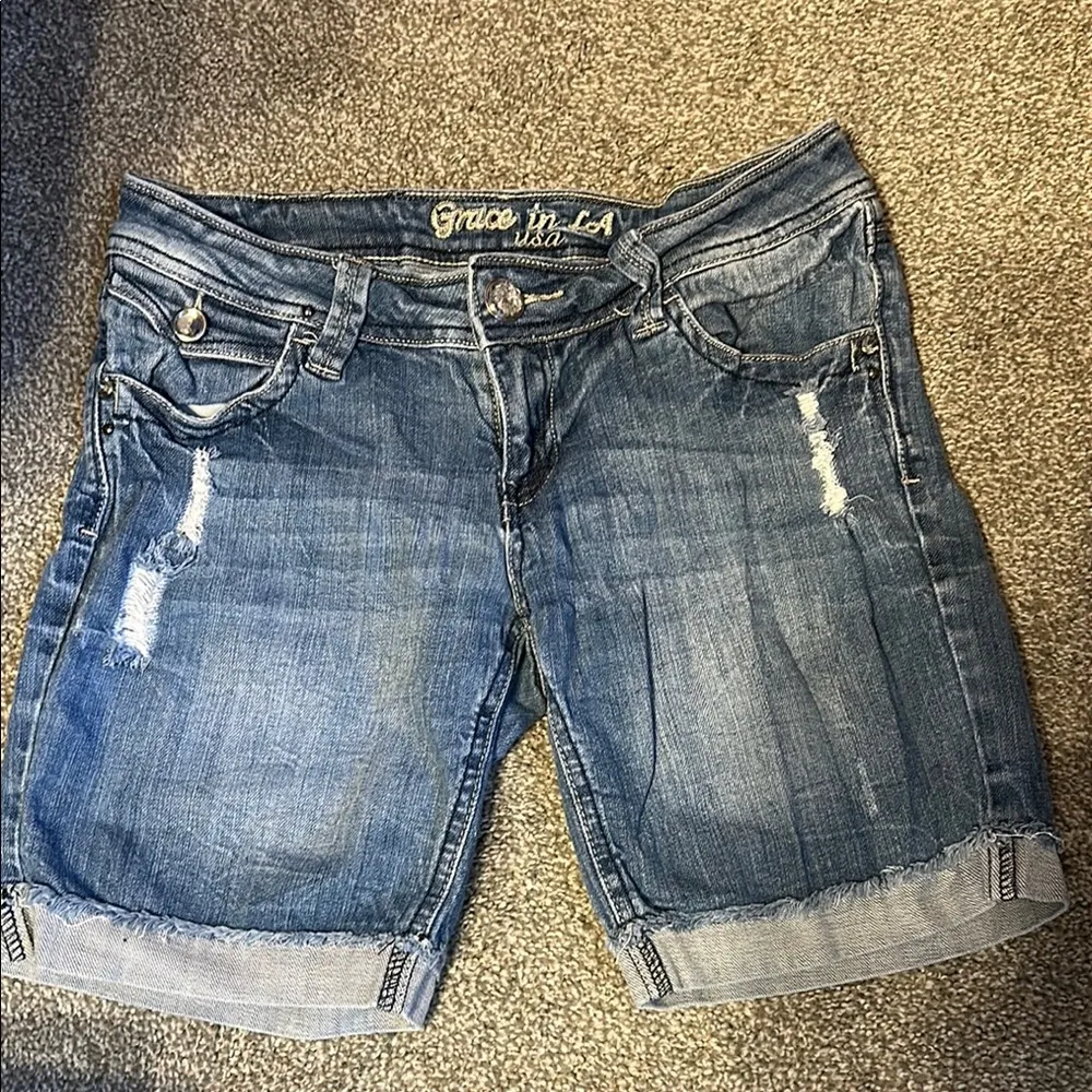 Grace in LA Blue Distressed Jean Bermuda Shorts Medium - Image 4