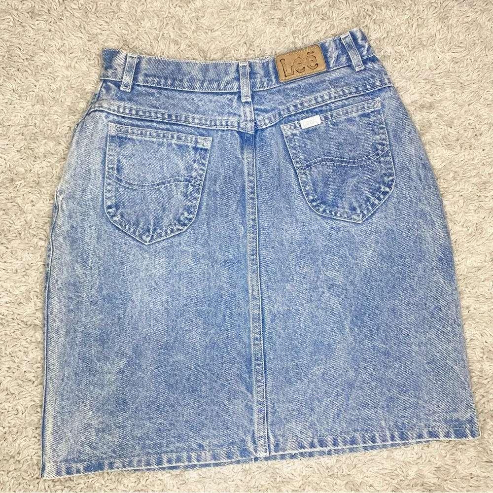 Vintage Lee Retro Light Stone Wash Knee-Length Denim Skirt - Image 3