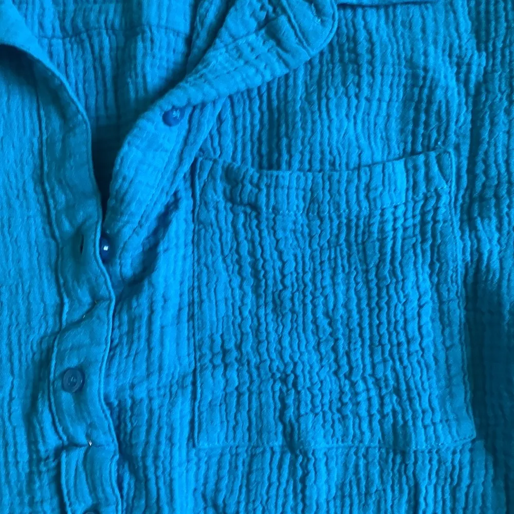 Calvin Klein blue button front shirt - Image 3