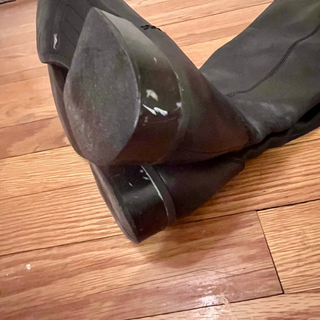 INC International Concepts Fawne Black Leather Knee - Image 10