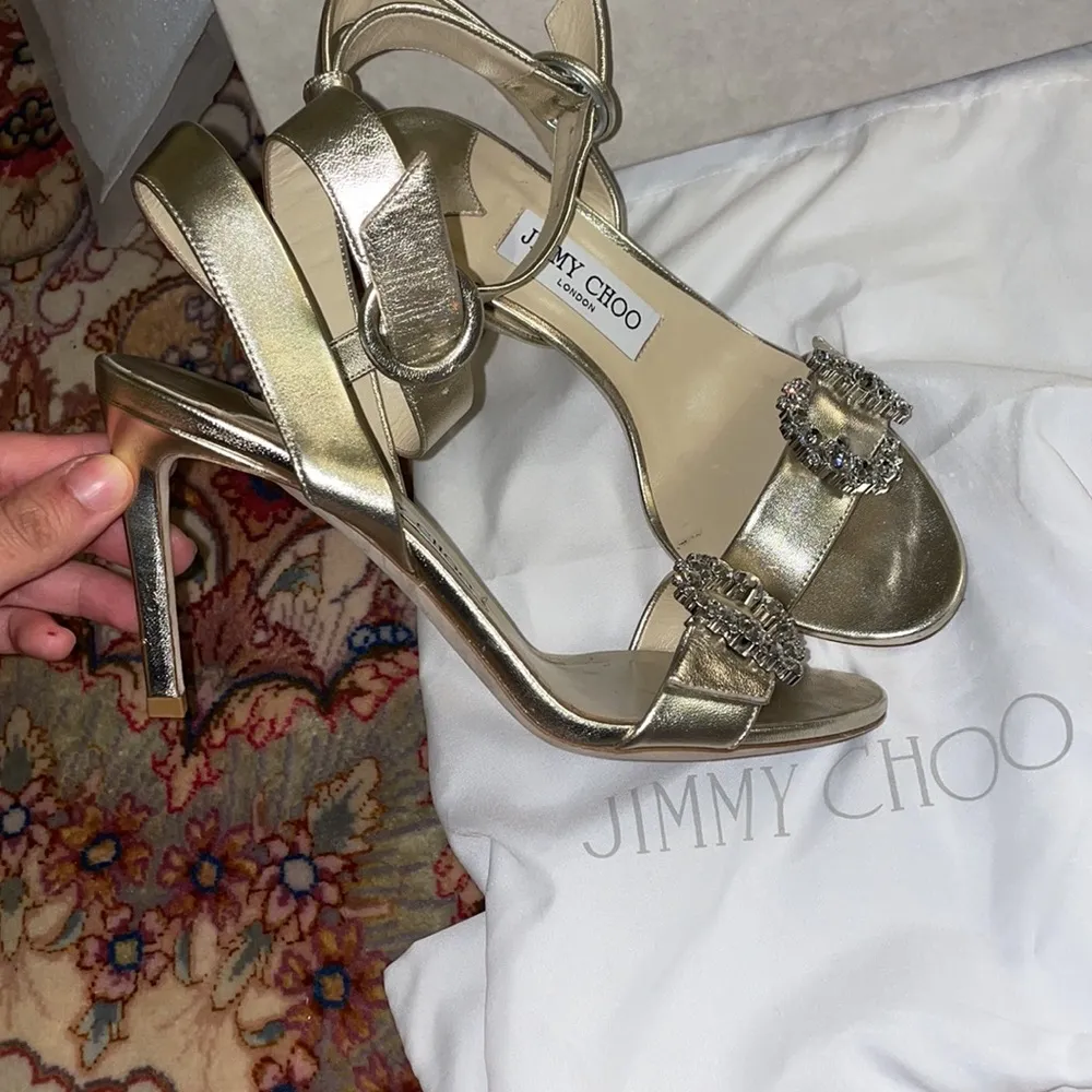 Jimmy Choo RARE swarovski crystal champagne gold heels - Image 4