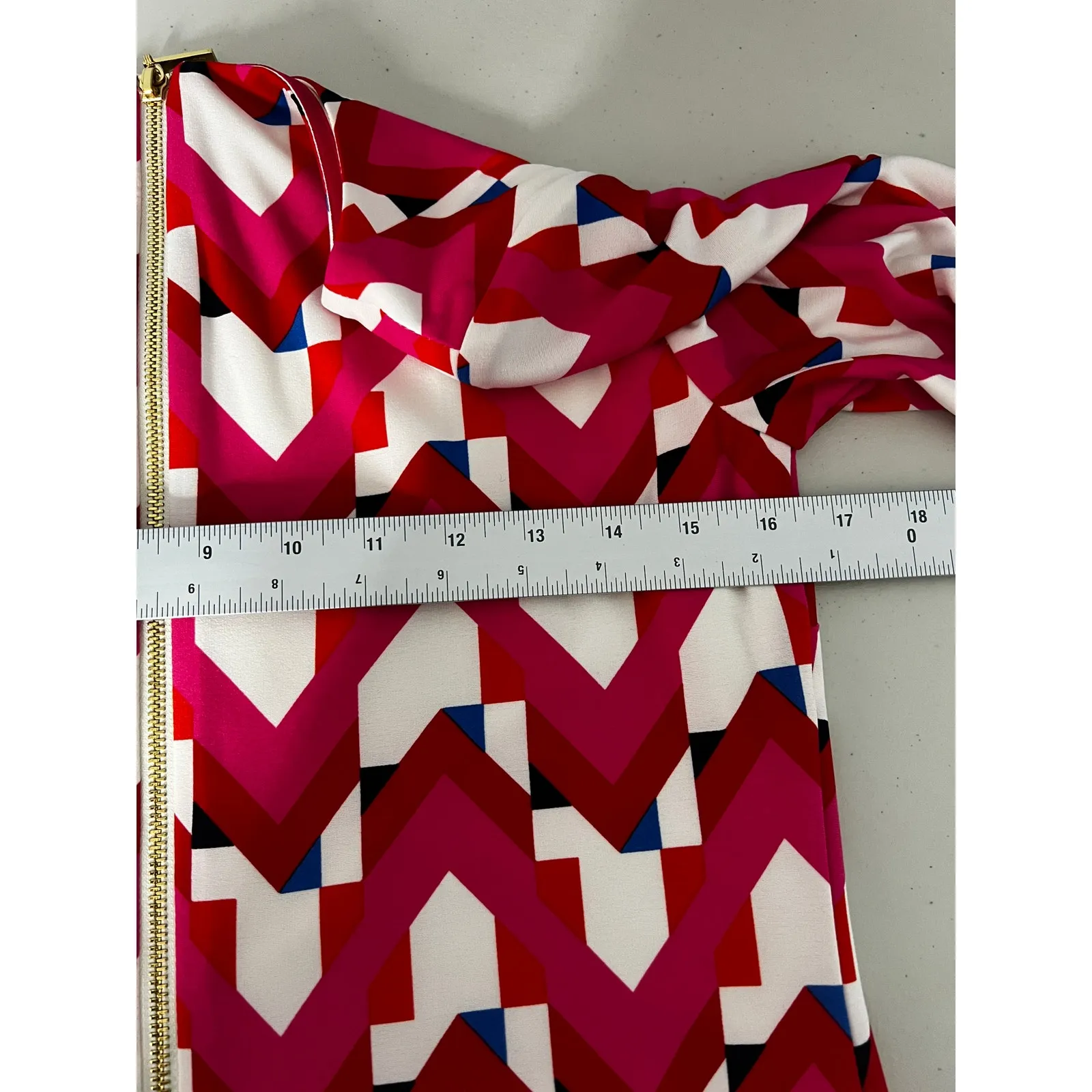 Eliza J Red Geometric Print Short Sleeve Knee Length Shift Dress‎ Size 6P - Image 7