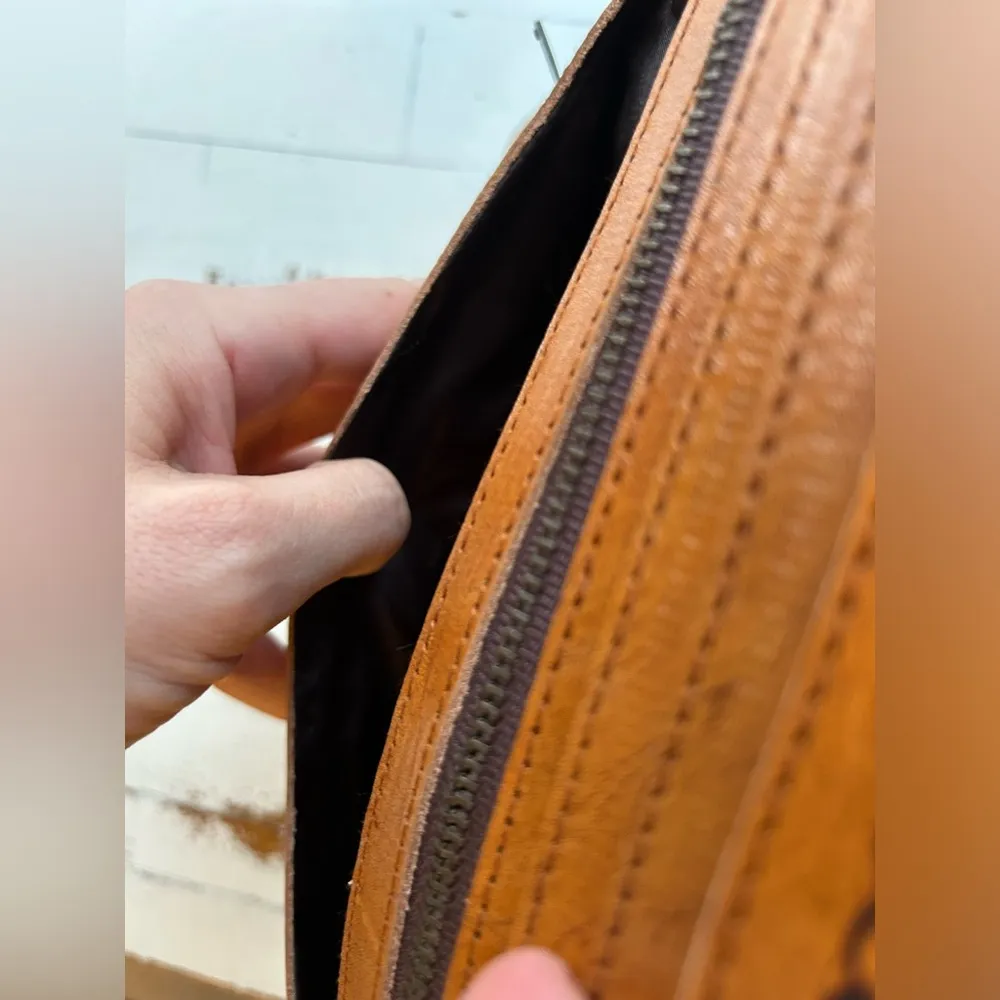 Tooled embellished turquoise stone leather wallet with dream catcher feather Brown - Image 5