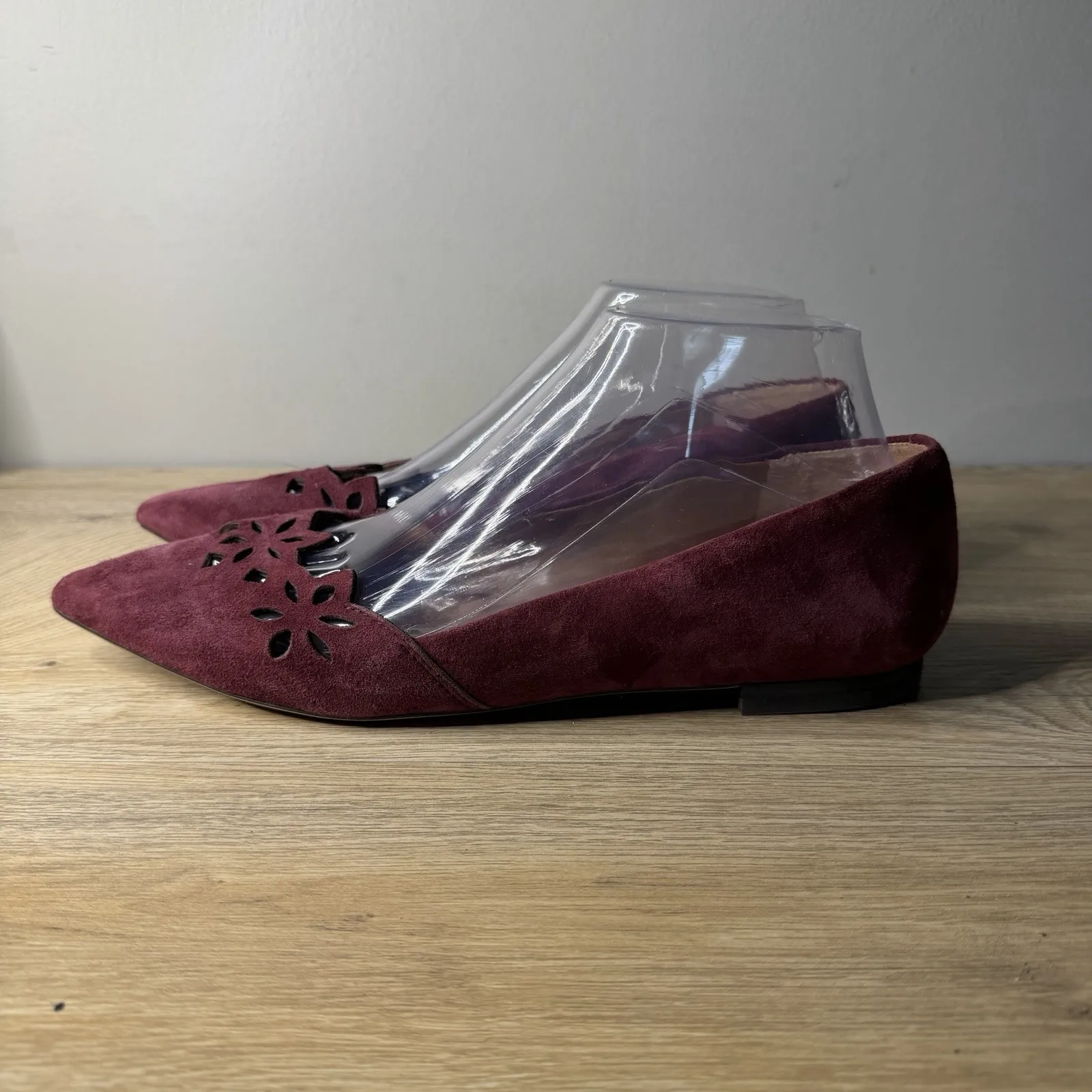 Lauren Ralph Lauren Allayana Burgundy Laser Cut Pointed Toe Ballet Flat Size 8.5 - Image 2