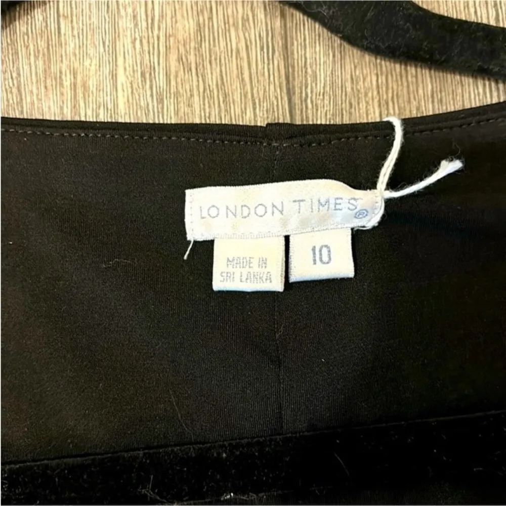 London Times Black 3/4 Sleeved Dress With Ruffles Size 10 - Image 2